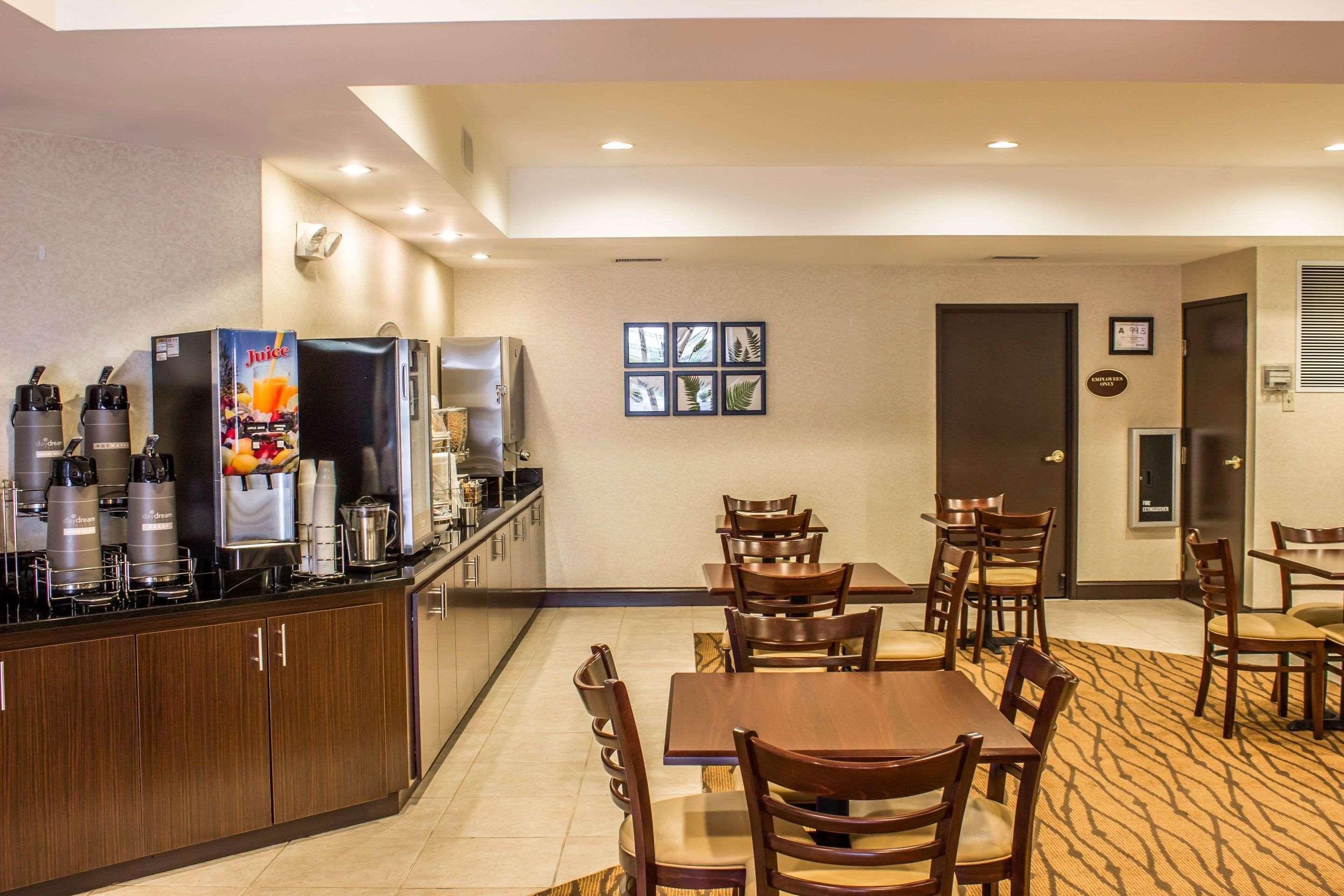 Sleep Inn Raleigh Durham Airport Exterior photo